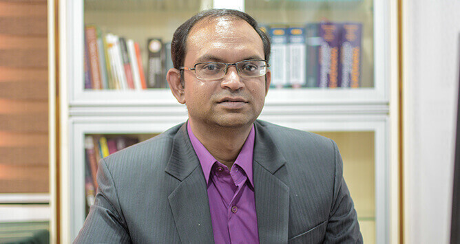 Dr. Kunal Bhardwaj